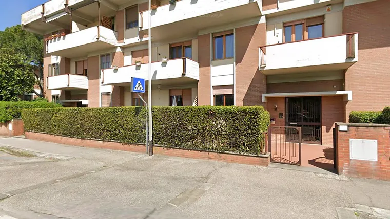 A porta do apartamento em Florença