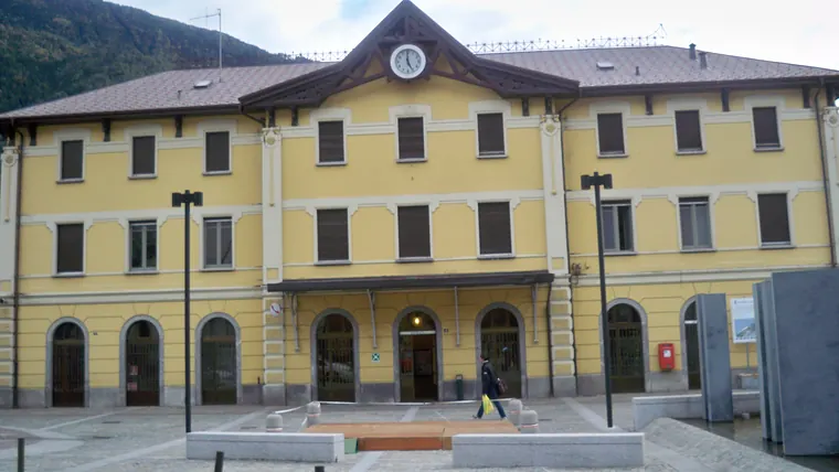 Estação de Tirano